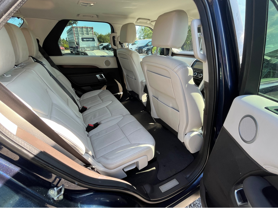 2019 Land Rover Discovery 2L Diesel For Sale Images