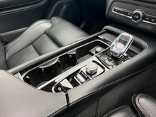 2020 Volvo XC90 2L Petrol Plug-in Hybrid For Sale Images