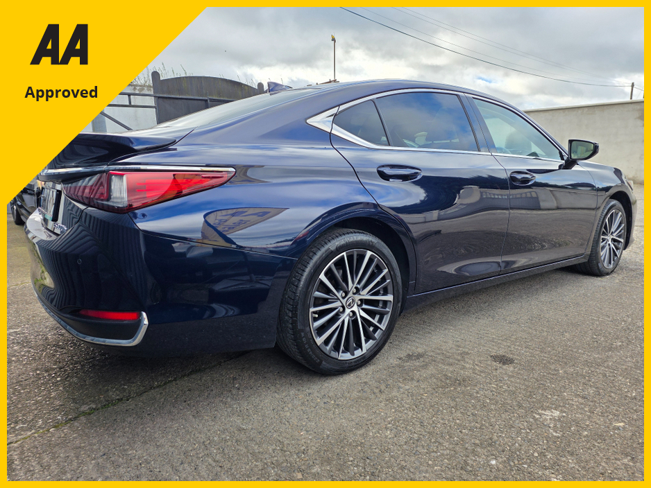 2023 Lexus ES 300 H 2.5L Petrol Hybrid For Sale Images