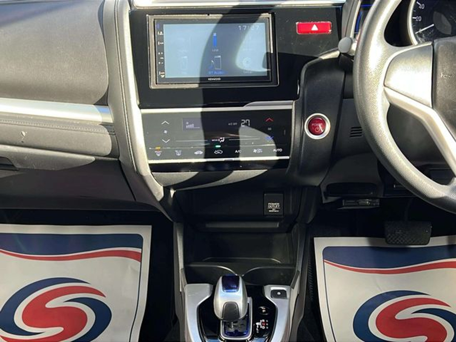 Honda Fit GP5 Hybrid 5DR Auto — thumbnail 7
