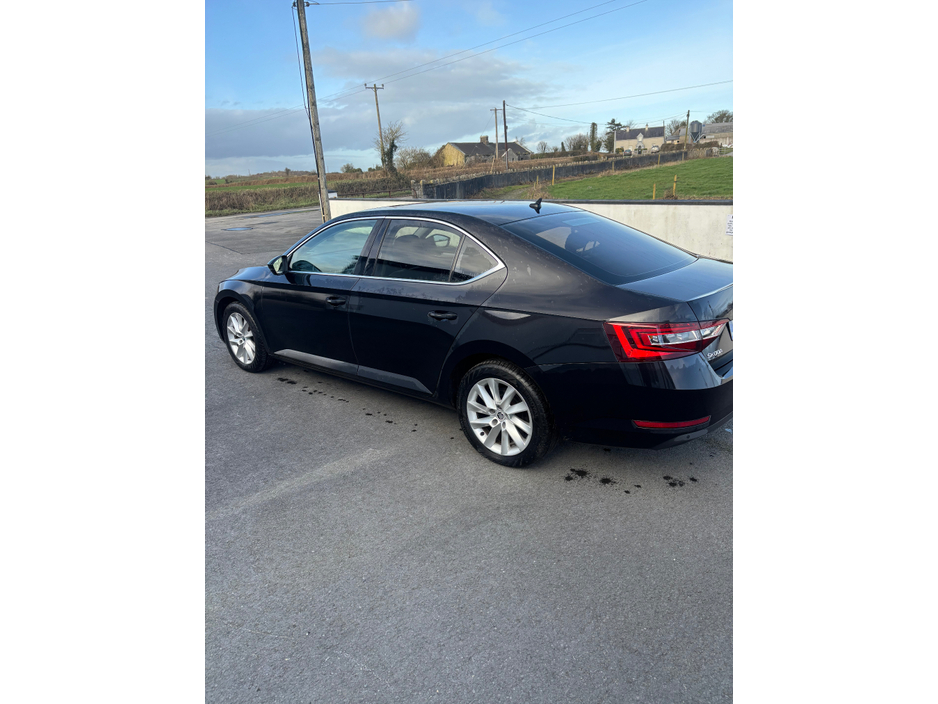 2017 Skoda Superb 2L Diesel For Sale Images