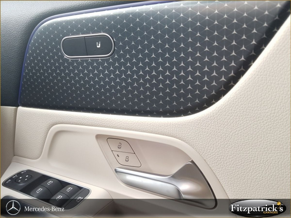 Mercedes-Benz GLA Class GLA 180 d A/T Progressive — thumbnail 11