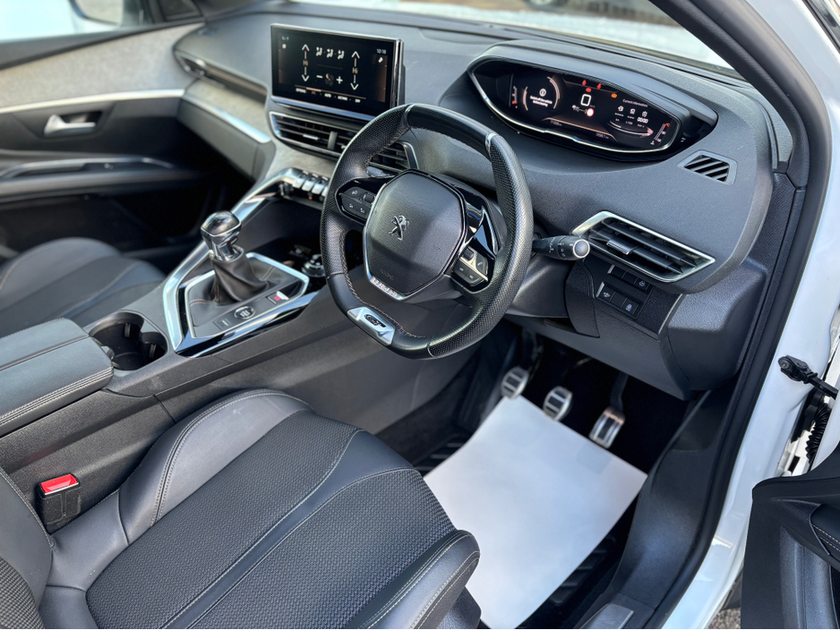 2023 Peugeot 5008 1.5L Diesel For Sale Images
