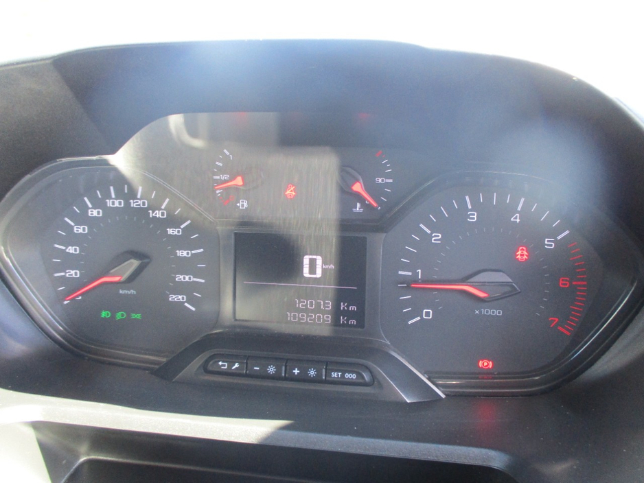 2023 Peugeot Partner 1.5L Diesel For Sale Images