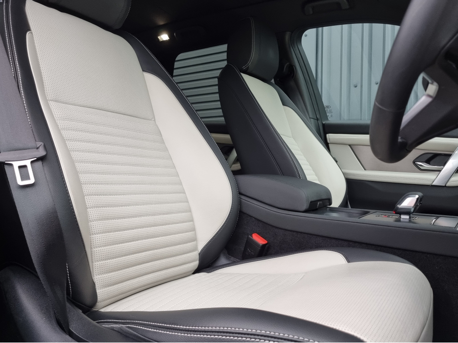 2024 Land Rover Discovery Sport 1.5L Petrol Plug-in Hybrid For Sale Images