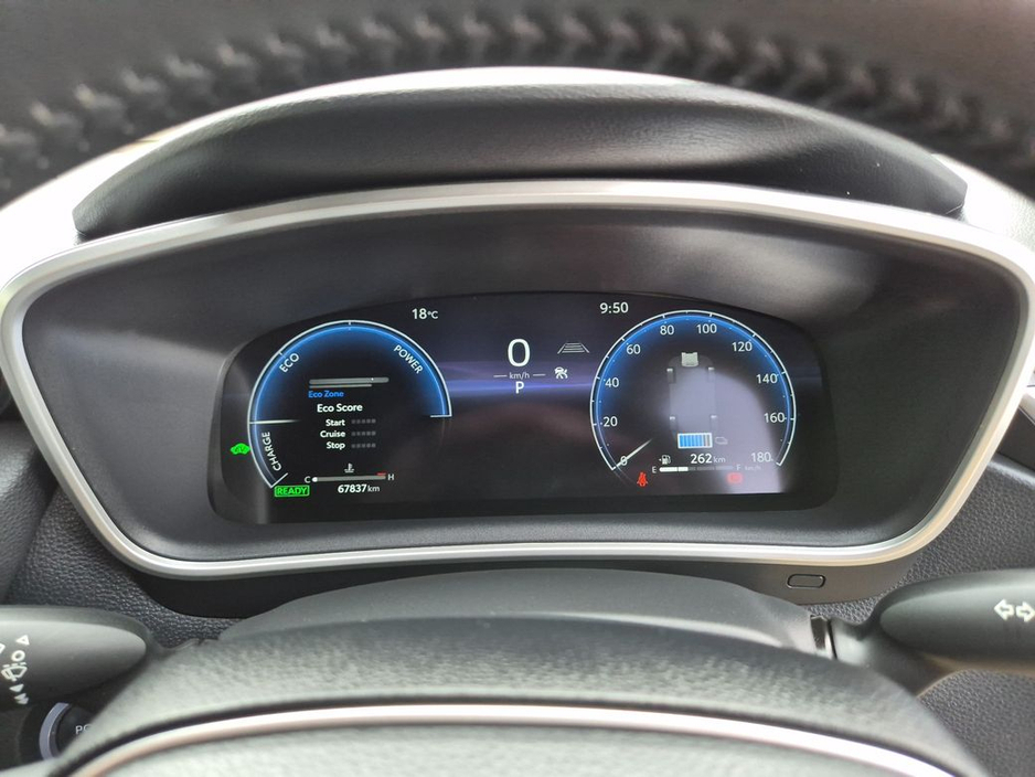 Toyota Corolla 1.8 HYBRID / SPORT SPEC / LOW MILEAGE / TAX €180 — thumbnail 17