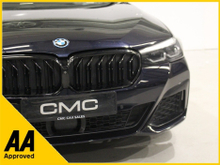 2022 BMW 5 Series 2L Petrol Plug-in Hybrid For Sale Images