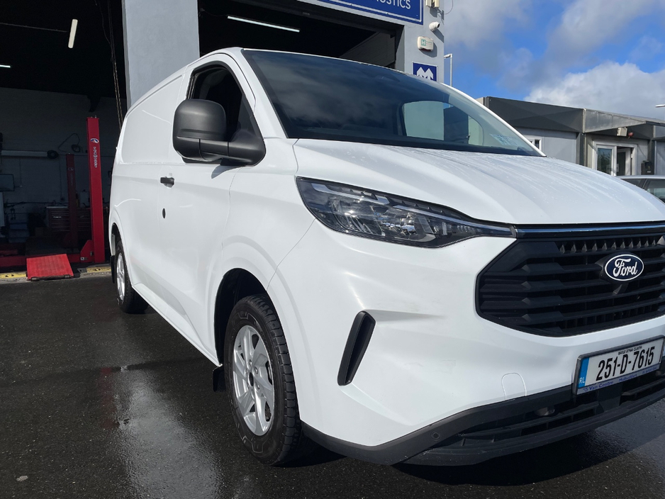 2025 Ford Transit 2L Diesel For Sale Images