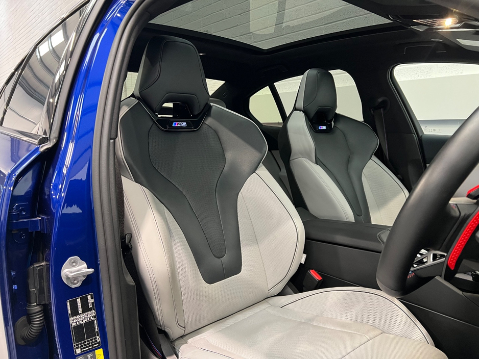 2025 BMW M5 4.5L Petrol Plug-in Hybrid For Sale Images