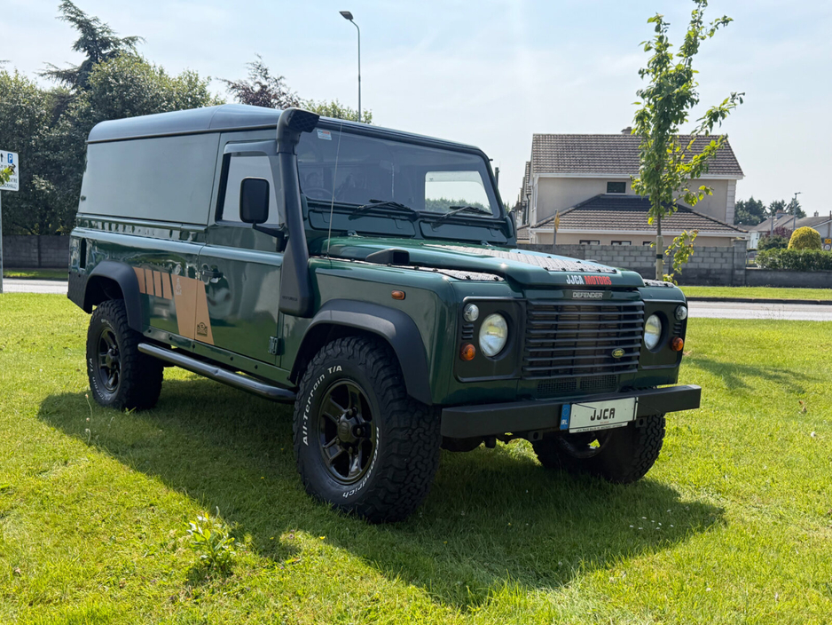 2006 Land Rover Defender 2.5L Diesel For Sale Images