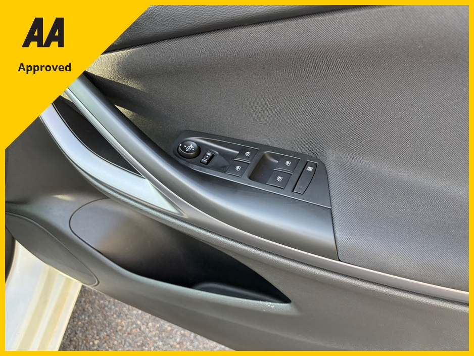 2017 Opel Astra 1L Petrol For Sale Images