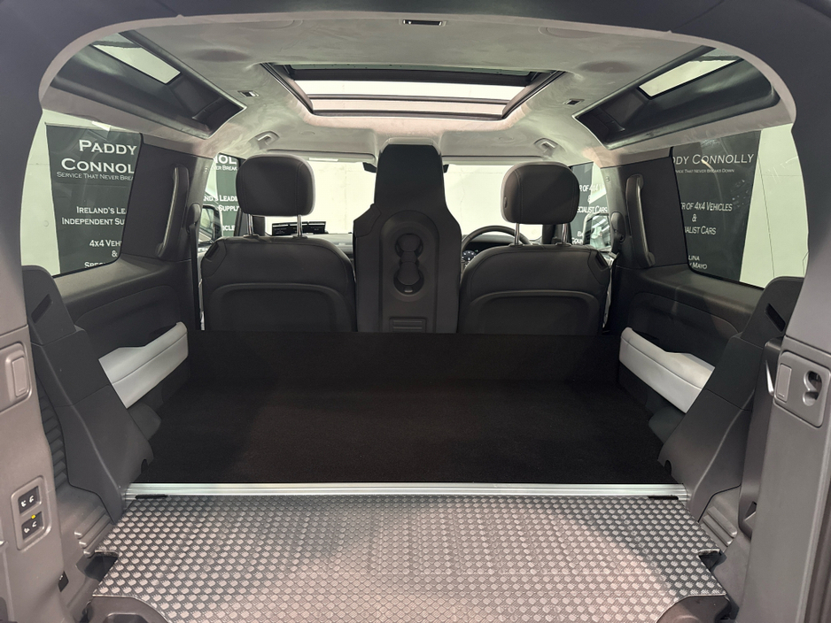 2024 Land Rover Defender 3L Diesel For Sale Images