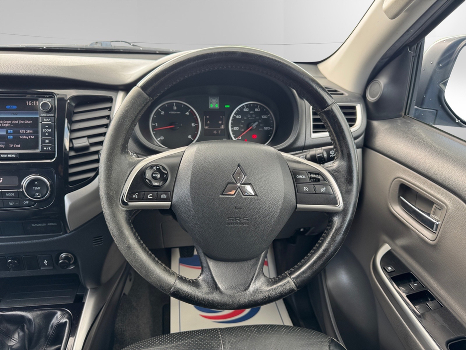 2016 Mitsubishi L200 2.4L Diesel For Sale Images