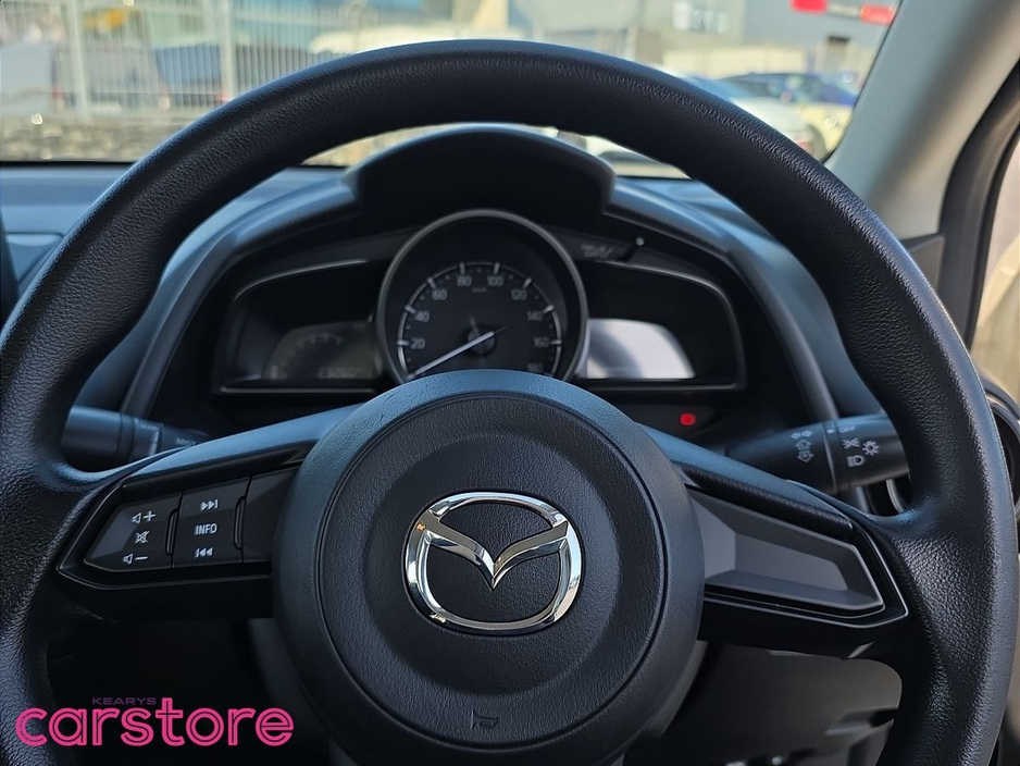 Mazda Demio Mazda 2 Saloon — thumbnail 18