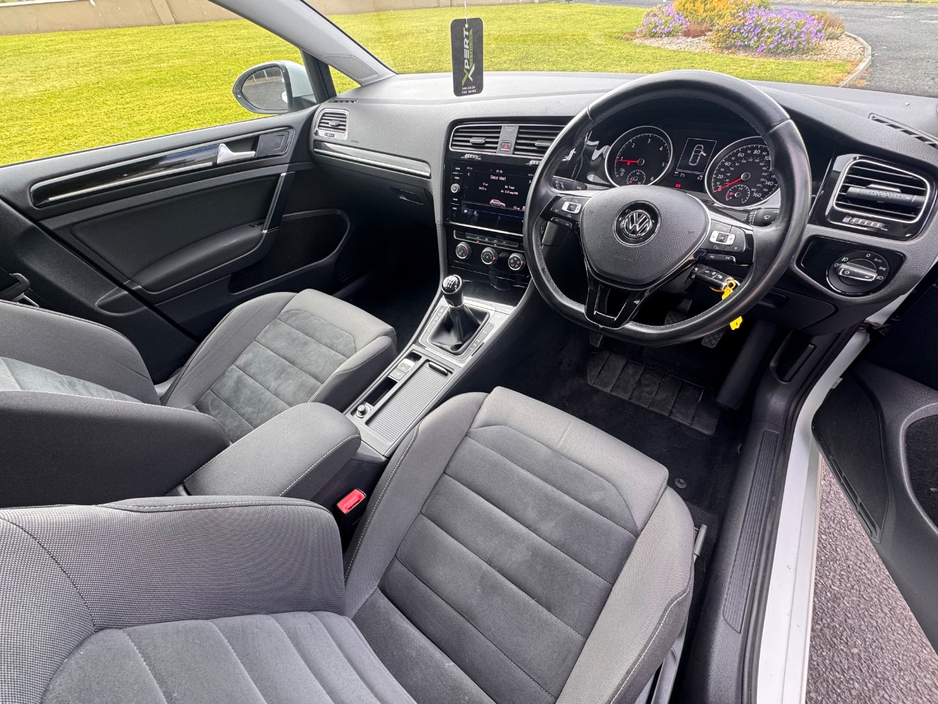 2018 Volkswagen Golf 2L Diesel For Sale Images