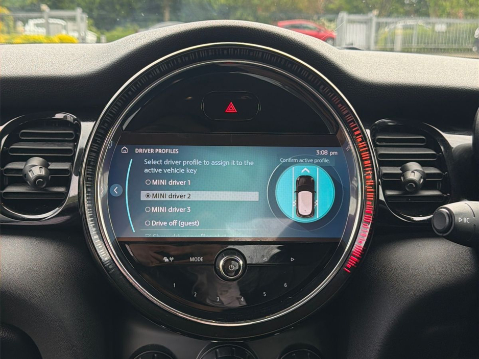 2022 MINI Hatch 1.5L Petrol For Sale Images