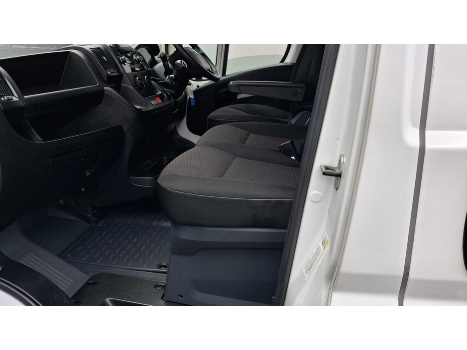 2022 Opel Movano 2.2L Diesel For Sale Images