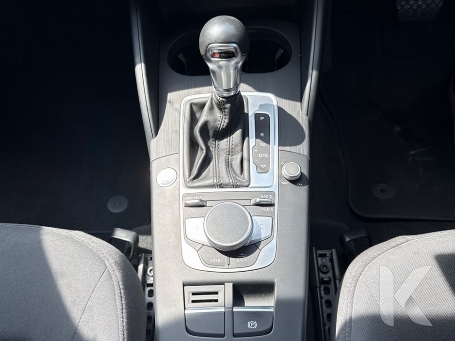Audi A3 1.4 TFSI AUTOMATIC - FACTORY ALLOYS - CRUISE CONTROL - REAR CAMERA/PARKING RADAR - MULTI FUNCTION STEERING WHEEL — thumbnail 14