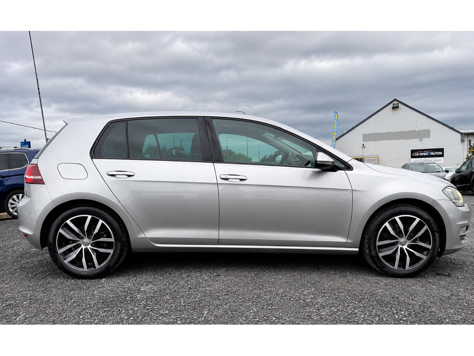 2017 Volkswagen Golf 1.4L Petrol For Sale Images