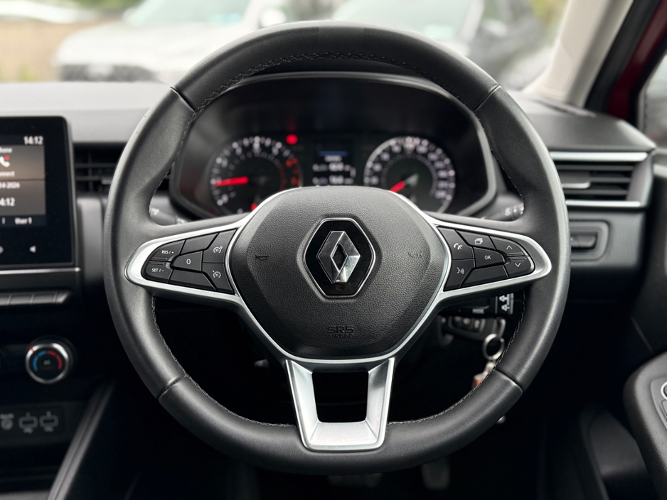 2023 Renault Clio 1L Petrol For Sale Images