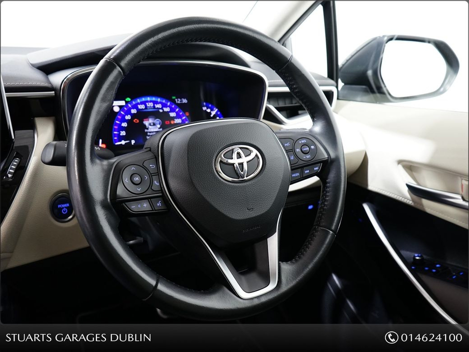 Toyota Corolla Hybrid SOL Saloon 4DR Auto*Night Sky Black Metallic with Light grey Partial leather*18" Bi-Tone Grey Alloys* — thumbnail 11