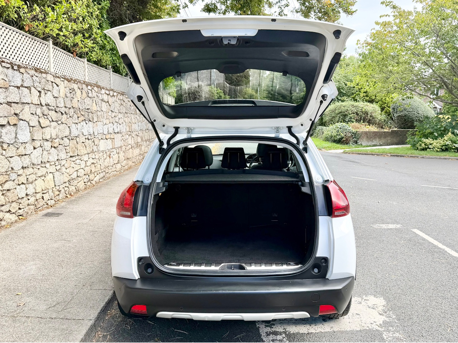 Peugeot 2008 1.2 PTECH ALLURE PREMIUM 82 5DR — thumbnail 9