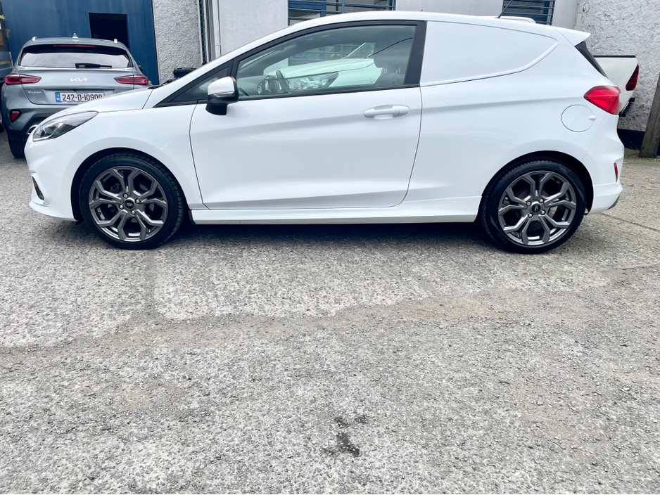 2022 Ford Fiesta 1L Petrol Hybrid For Sale Images