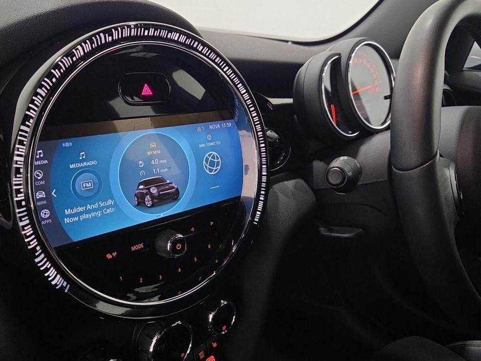 2022 MINI Hatch 1.5L Petrol For Sale Images