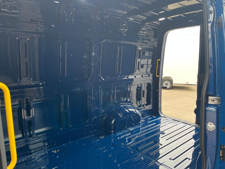 2026 MAN TGE 2L Diesel For Sale Images