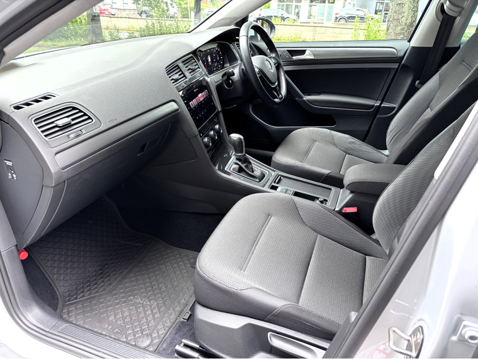 2018 Volkswagen Golf 1.2L Petrol For Sale Images