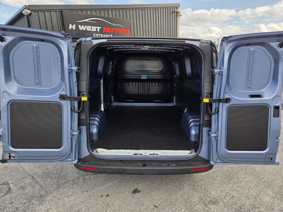 2027 Maxus Deliver 7 2L Diesel For Sale Images