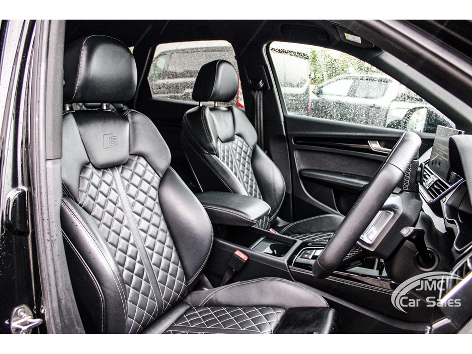 2023 Audi Q5 2L Petrol Hybrid For Sale Images