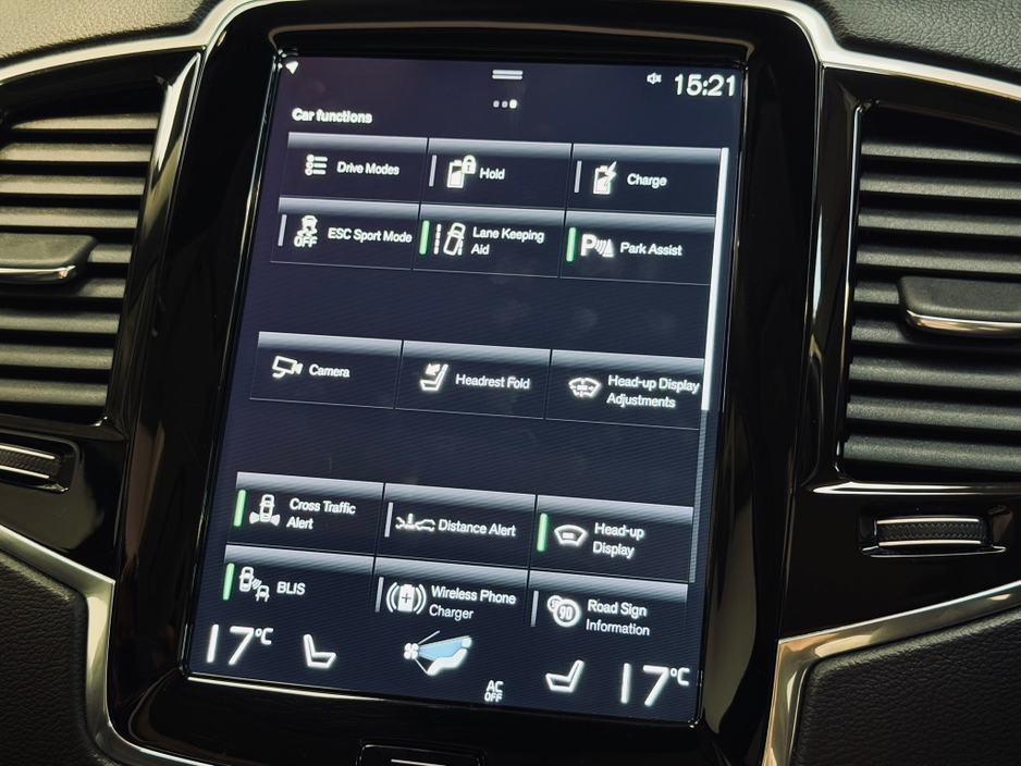 2022 Volvo XC90 2L Petrol Plug-in Hybrid For Sale Images