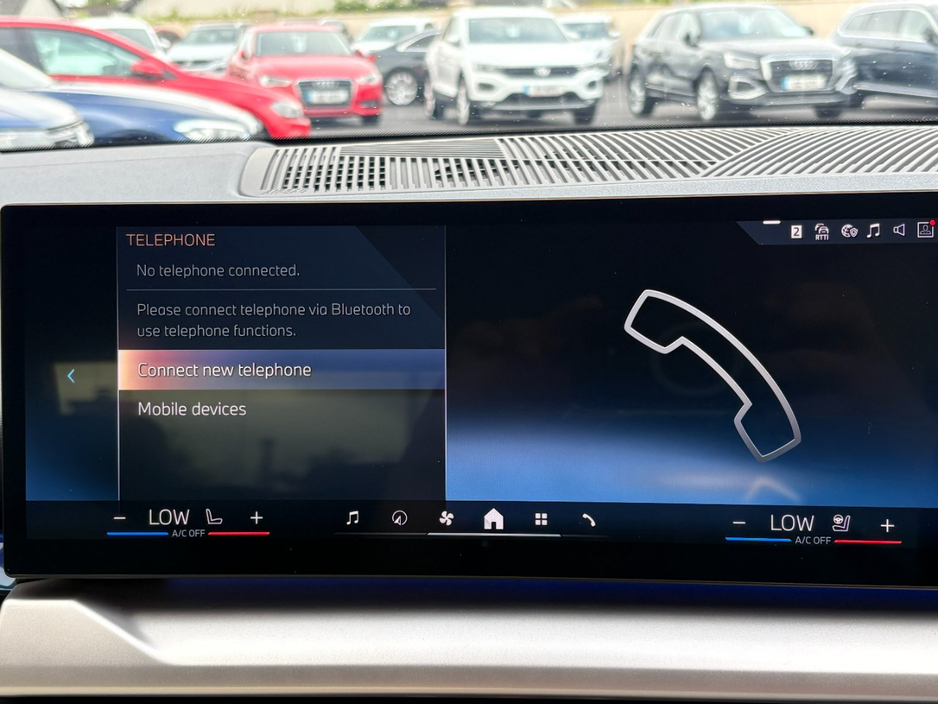 2025 BMW 5 Series 2L Petrol Plug-in Hybrid For Sale Images