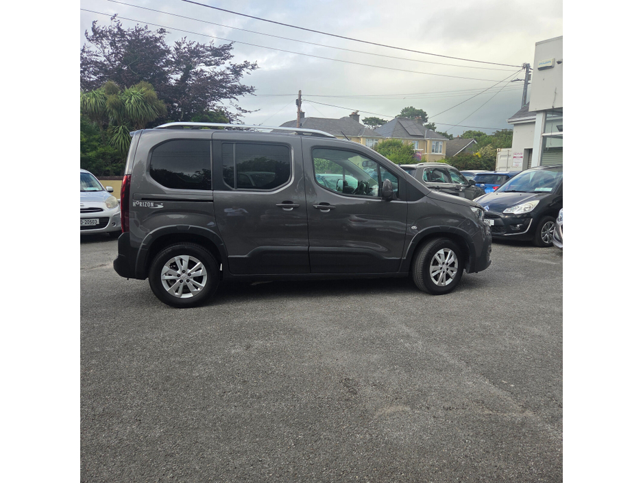 2021 Peugeot Rifter 1.5L Diesel For Sale Images