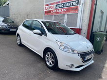 2014 Peugeot 208 1.2L Petrol For Sale Images