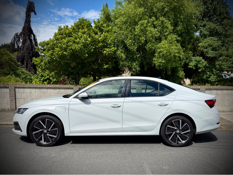 2021 Skoda Octavia 1.4L Petrol Plug-in Hybrid For Sale Images