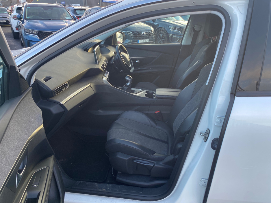 2020 Peugeot 3008 1.2L Petrol For Sale Images