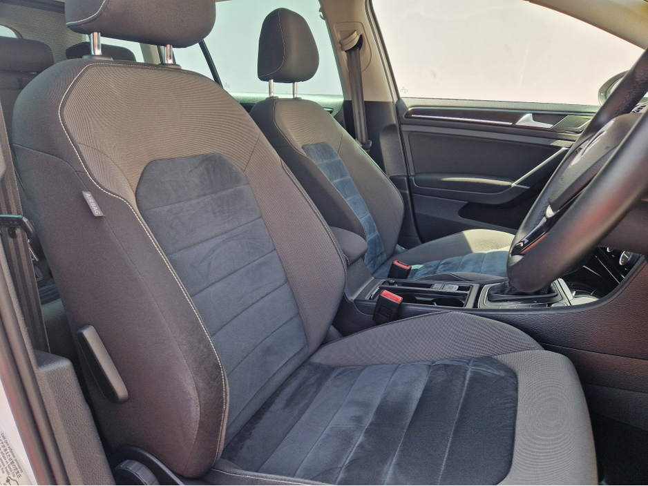 2014 Volkswagen Golf 1.4L Petrol For Sale Images