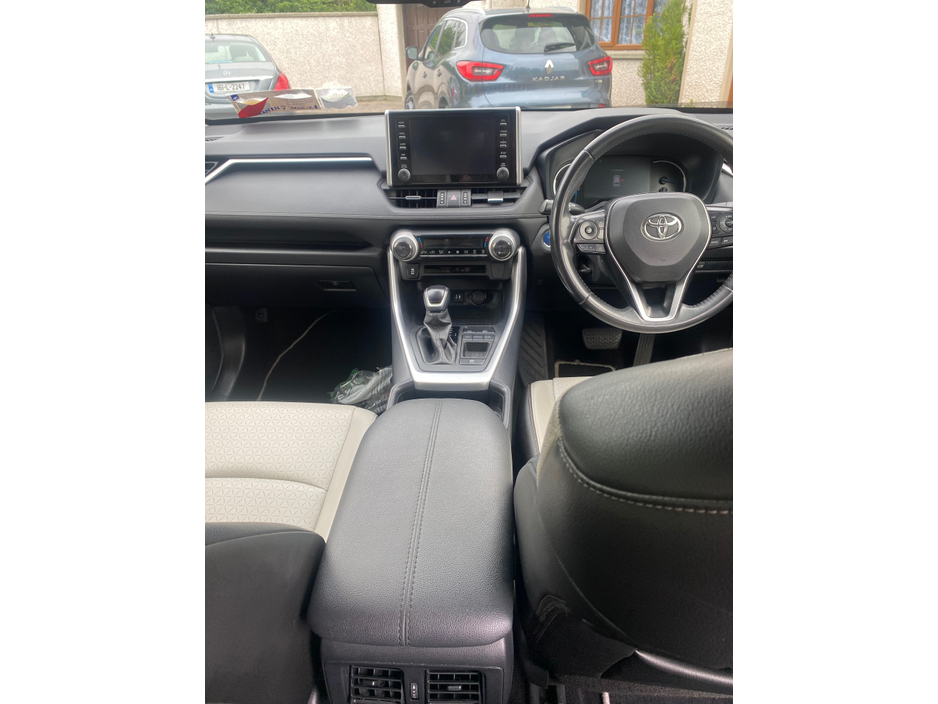 2019 Toyota Rav4 2.5L Petrol Hybrid For Sale Images