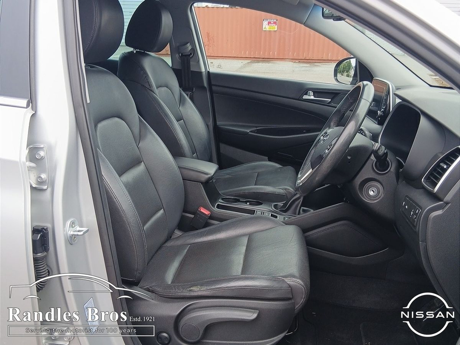 Hyundai Tucson 2WD Executive Plus — thumbnail 10