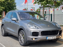 2015 Porsche Cayenne 3L Petrol Plug-in Hybrid For Sale Images