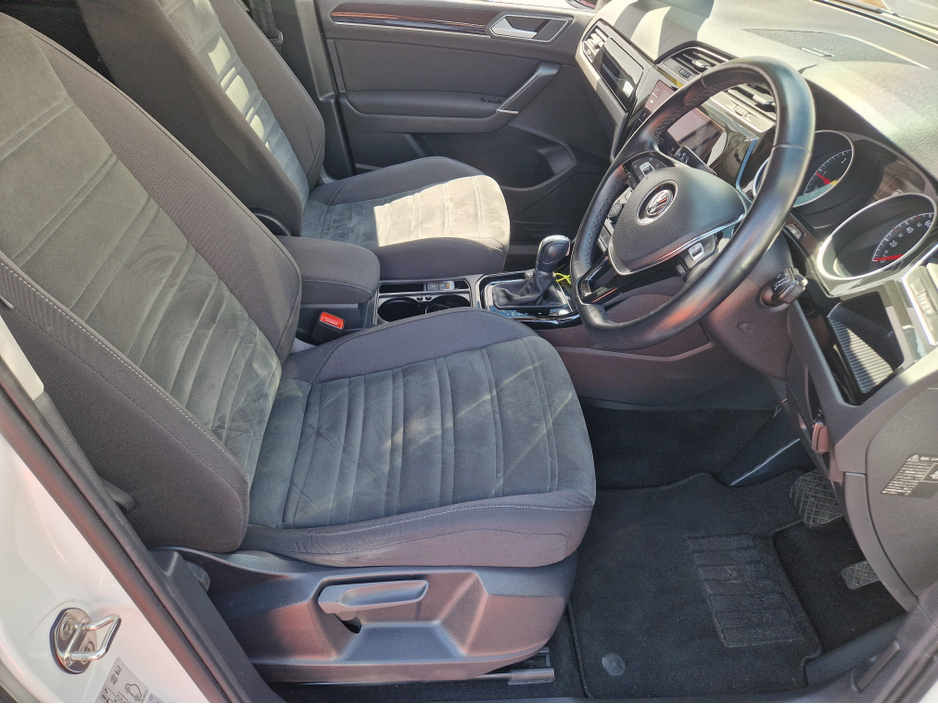 2018 Volkswagen Touran 2.0L Diesel For Sale Images