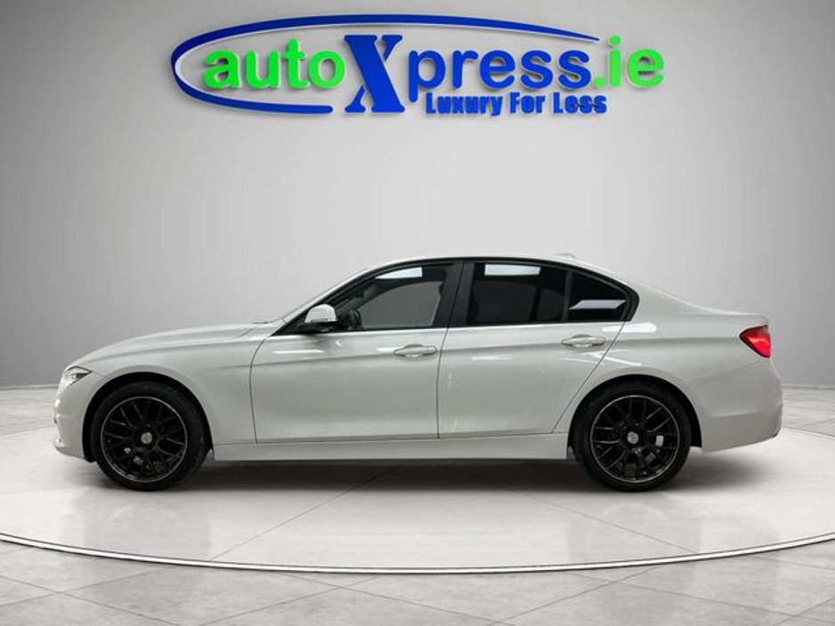 BMW 3 Series 320d Automatic — thumbnail 11
