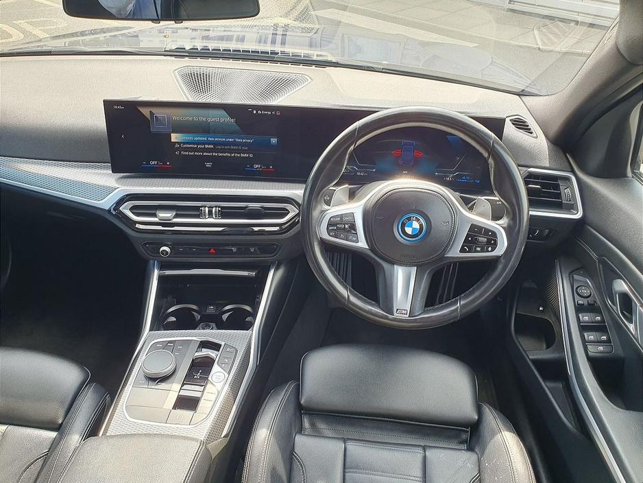 BMW 3 Series 330e M Sport Saloon — thumbnail 5