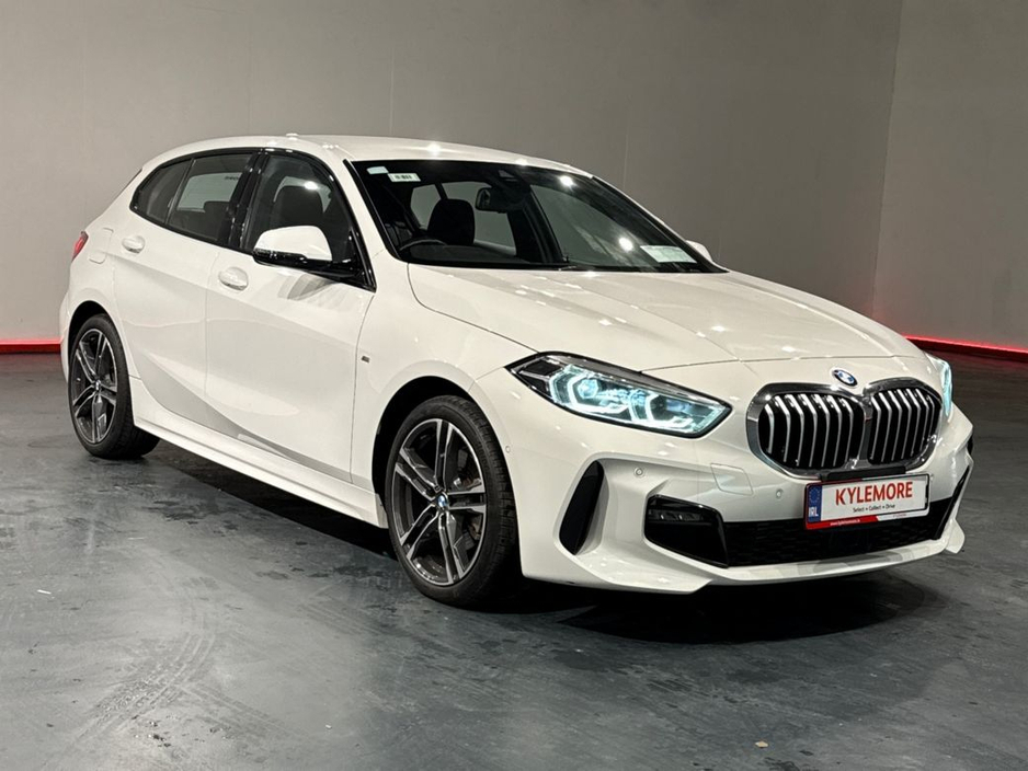 BMW 1 Series HATCHBACK 118I MSPORT - AUTOMATIC 1.5L PETROL TURBO - MSPORT ALLOY WHEELS - HALF LEATHER - MSPORT STITCHING/BADGING - DIGITAL DASH - REAR CAMERA/PARKI — thumbnail 9