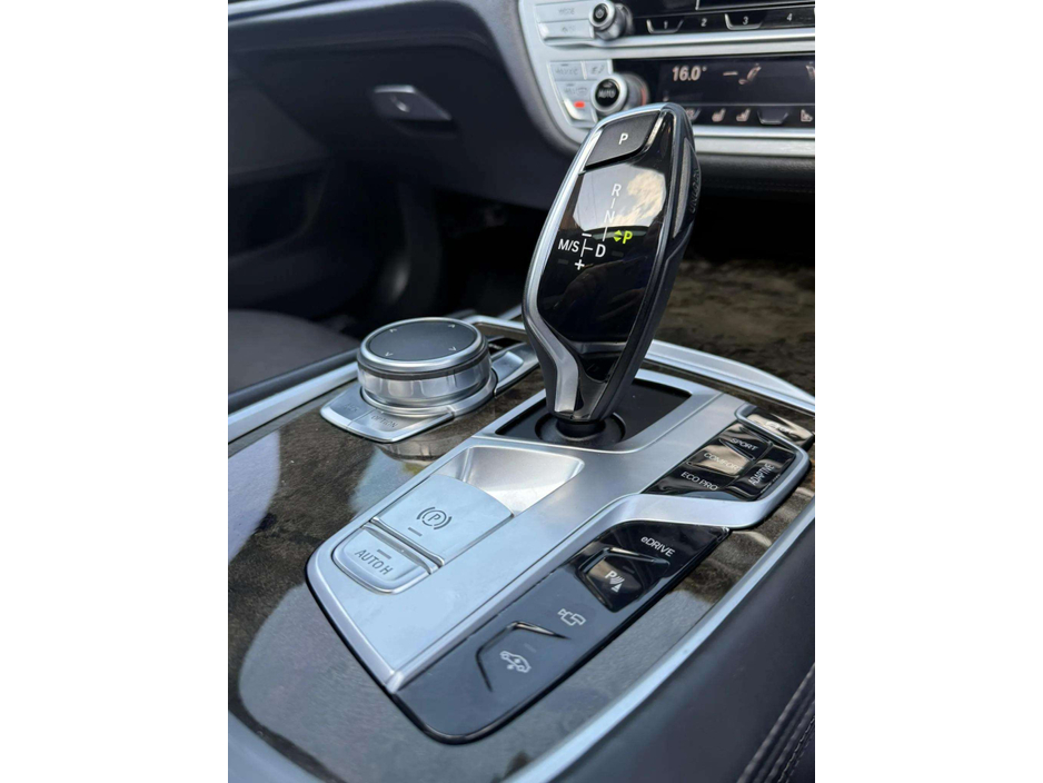2016 BMW 7 Series 2.0L Petrol Plug-in Hybrid For Sale Images