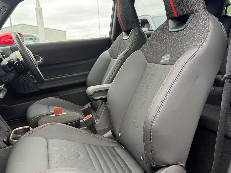 2026 MINI Hatch 2L Petrol For Sale Images