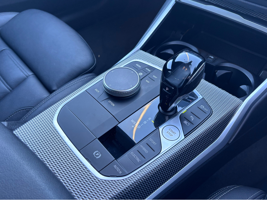 2021 BMW 3 Series 2L Petrol Plug-in Hybrid For Sale Images