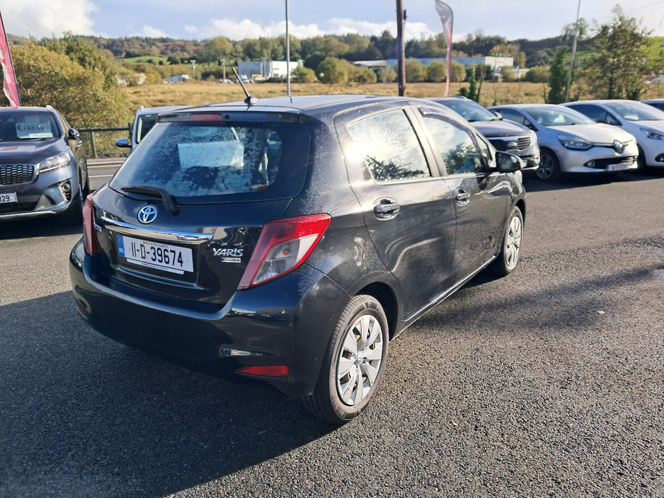 2011 Toyota Yaris 1L Petrol For Sale Images
